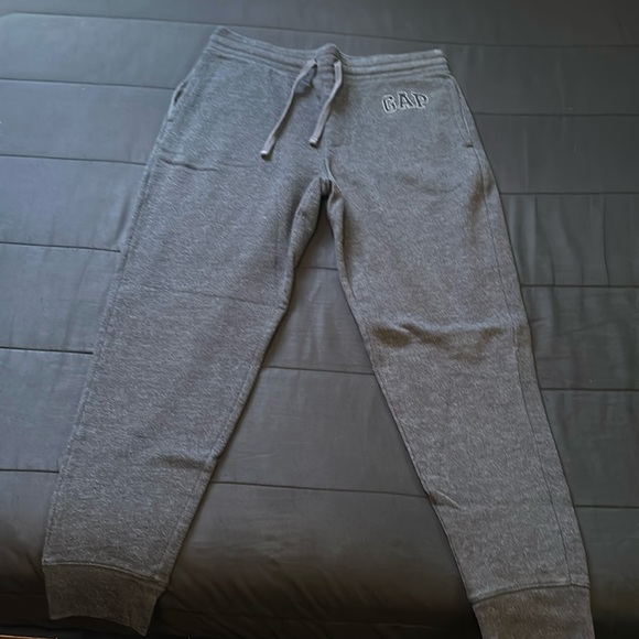 Gap Sweatpants - Picture 1 of 2